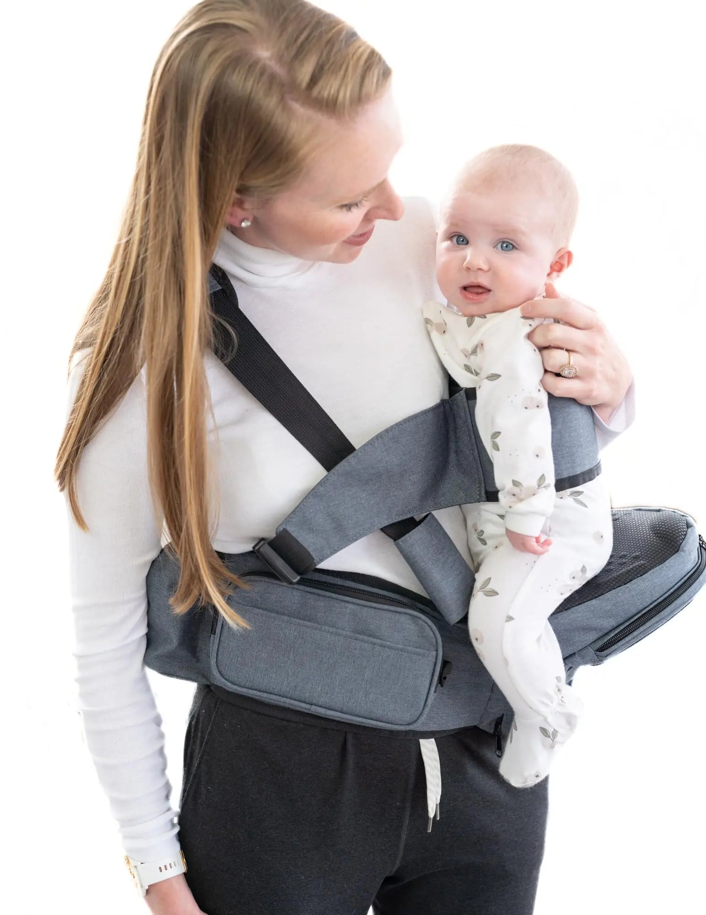 SimplyChey Baby Hip Carrier - Versatile Baby Carrier with Hip Seat - Baby Carrier with Insulated Bottle Holder & Storage Pocket for Baby Stuff - Adjustable Baby Holder Carrier with Cooling Seat